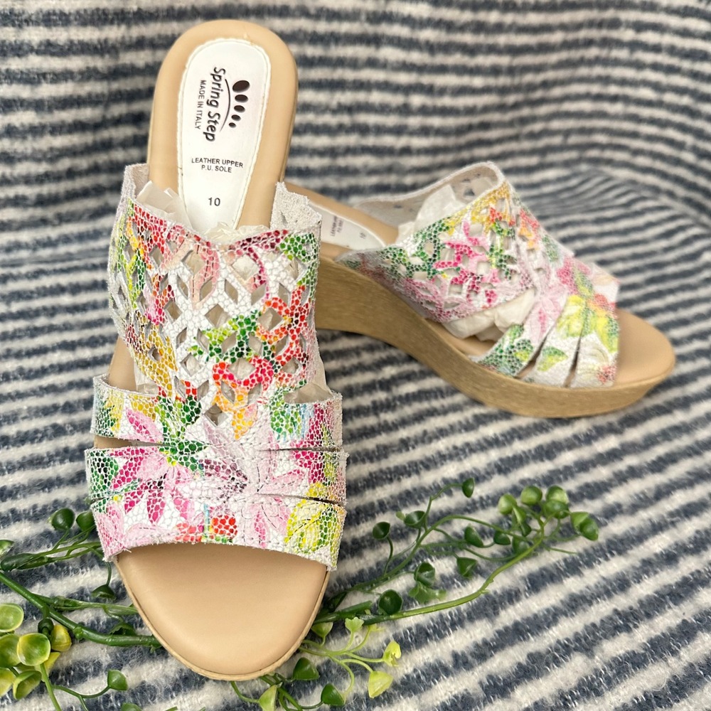 Spring Step Italy Viniko Floral Cutout Distressed Leather Wedge Sandals‎ sz 10